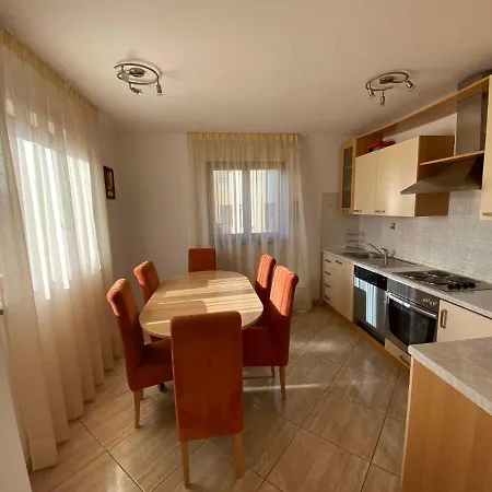 Apartment In Novigrad/istrien 36086 Karpinjan